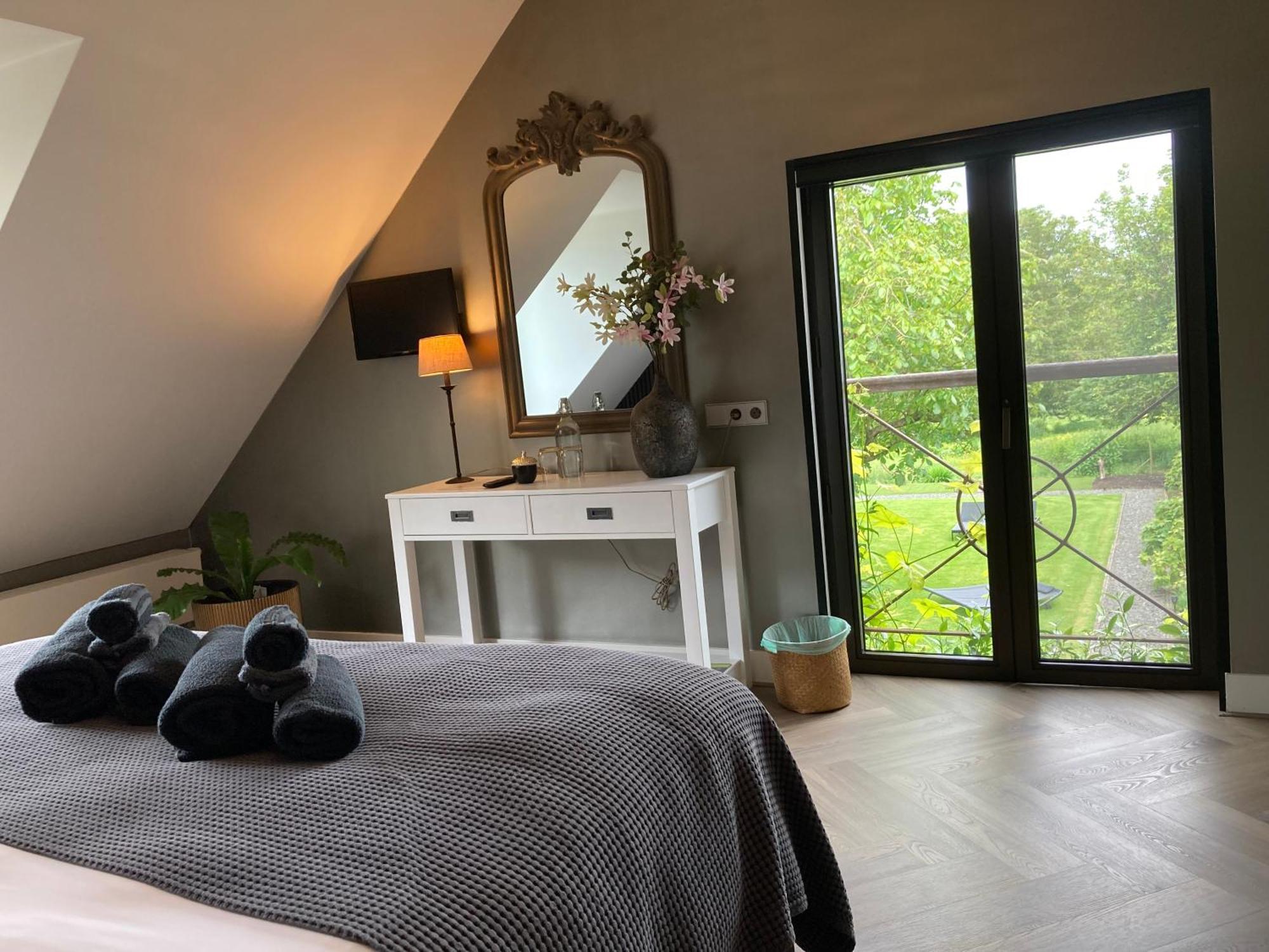 Rue Haute By M&M 4 Sterren Bed En Breakfast Vlakbij Maastricht Eben-Emael Exterior photo